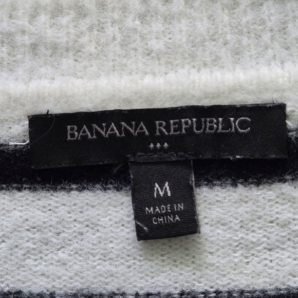 Banana Republic Striped Black and White Women's Medium Sweater - Picture 6 of 8